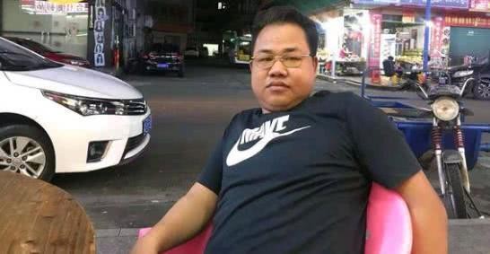 女孩因P图一夜全网爆红,你还记得曾经的贴吧剪刀手女神吗?