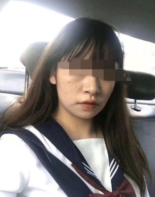 女孩因P图一夜全网爆红,你还记得曾经的贴吧剪刀手女神吗?