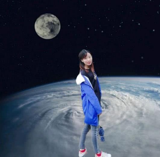 女孩因P图一夜全网爆红,你还记得曾经的贴吧剪刀手女神吗?
