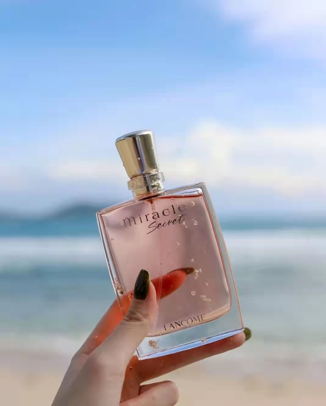 哪种香水好闻又持久（值得无限回购的4款香水）