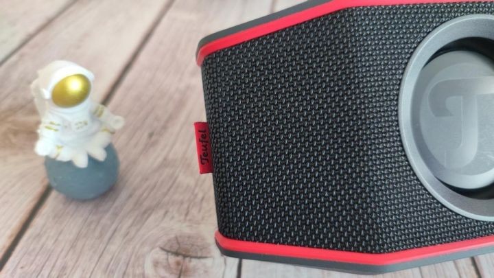 哪种品牌的小音箱好(推荐1款好用的蓝牙小音箱)