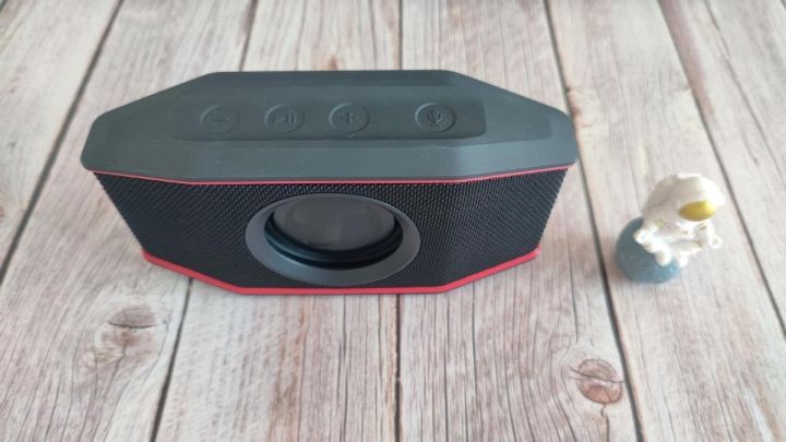 哪种品牌的小音箱好(推荐1款好用的蓝牙小音箱)