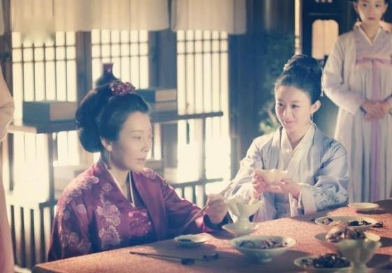 知否：康姨娘为什么针对明兰，搅乱盛家，盛家大娘子原本是她？