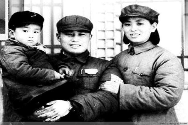 韩雪背景真的很吓人吗(韩雪的背景到底有多硬)