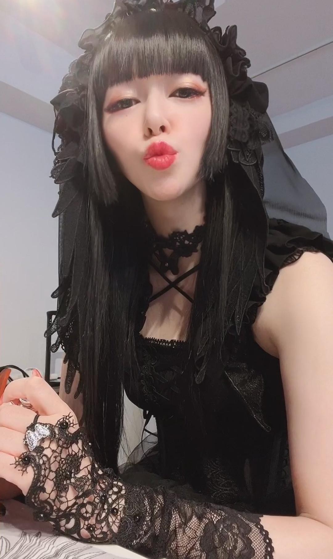 田中理惠个人资料写真作品