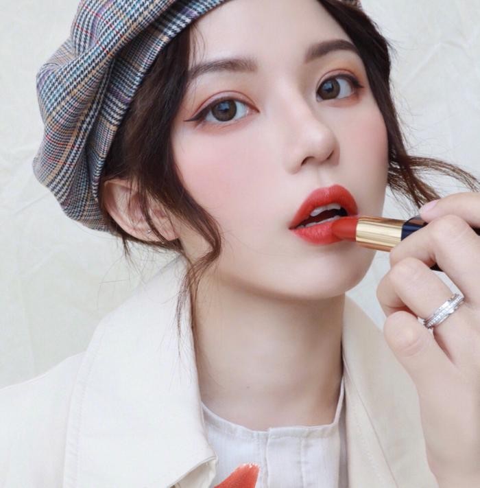 女生“脸型”排行榜：圆脸第一，鹅蛋脸气质出挑，你的上榜了吗