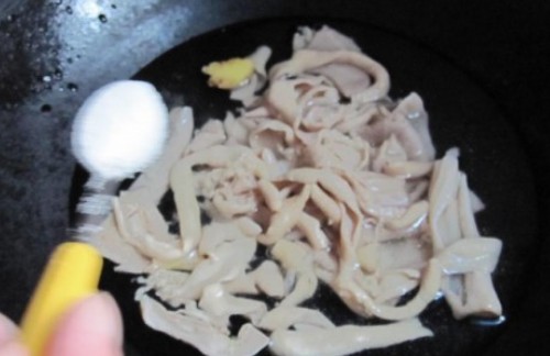 卤鸭肠需要多长时间,鸭肠怎么卤才是脆的鸭肠的卤制方法图4