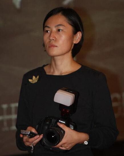 窦靖童妹妹公开恋情 窦佳嫄是窦唯和谁的女儿