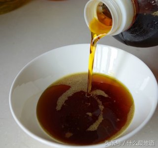 ​胡麻油的功效与作用（营养价值极高 缓解疼痛  改善视力）