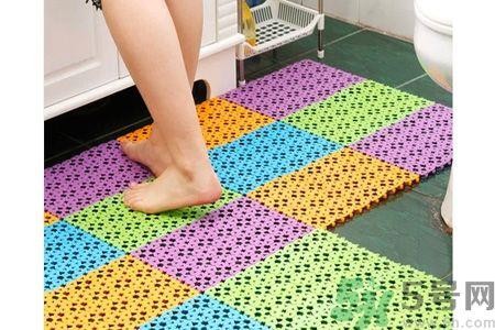 浴室滑倒怎么办?防止浴室滑倒的办法