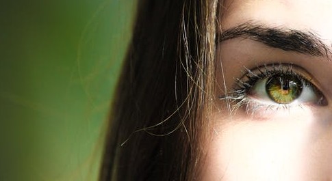 眼疲劳用什么方法缓解最好(10个有效缓解眼疲劳的方法)