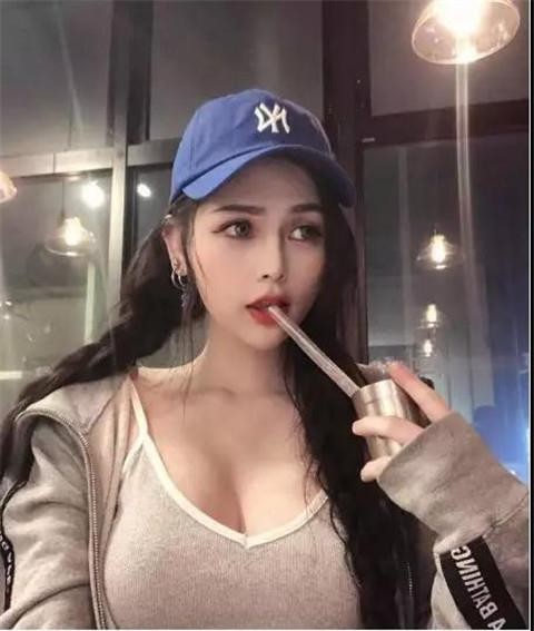 哥哥和女朋友吵架怎么调节