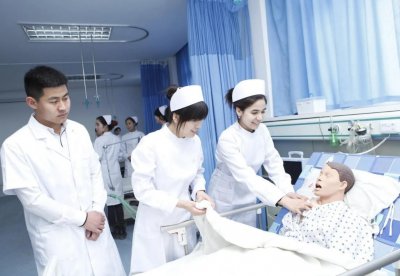 ​护理专业哪个学校比较好（2025年护理专业好的学校）