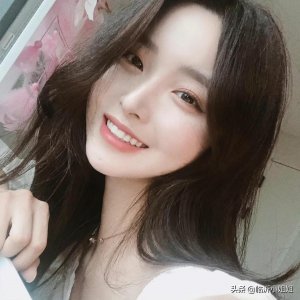 ​金娜熙，颜值超高的韩国平面模特，清爽的容颜，让人羡慕