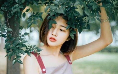 女朋友心烦哄开心的话1