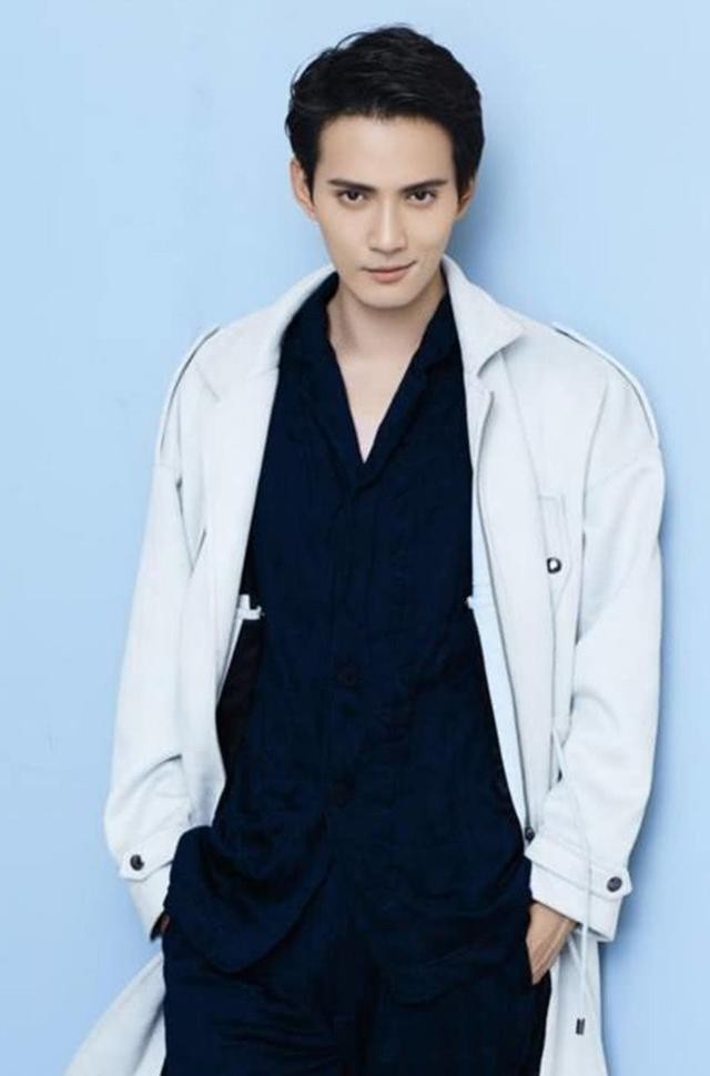 33岁徐正曦成“瘦精”?