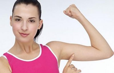 ​手臂粗要怎么穿衣服