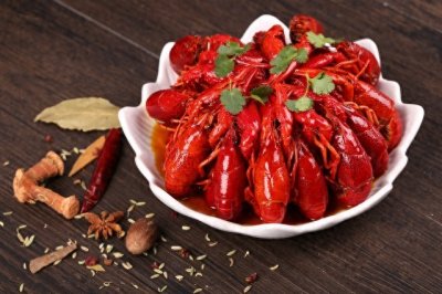 ​又是吃小龙虾的季节了，来品尝盱眙小龙虾吧