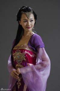 ​紫萱扮演者（角色的身份是什么）