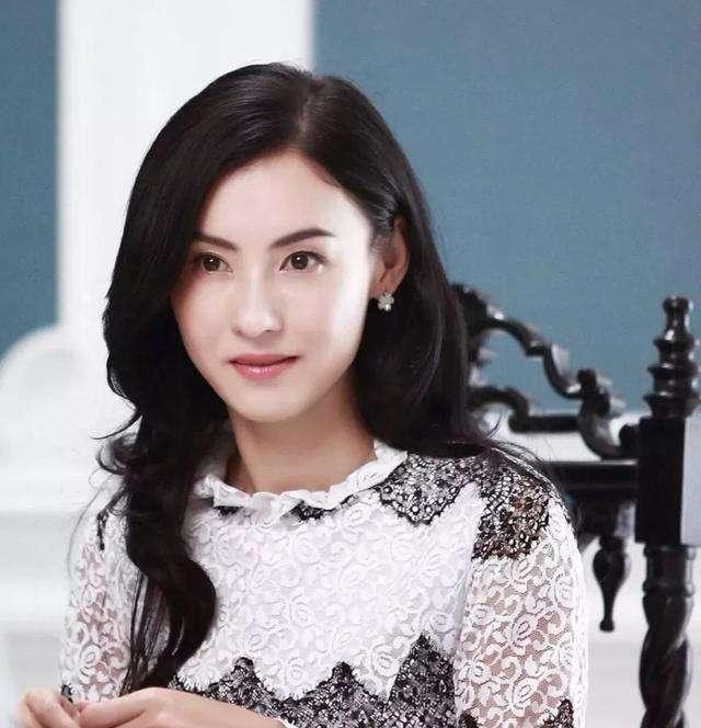 陈冠希艳门事件女主角（和陈冠希拍照女星坐牢离婚)