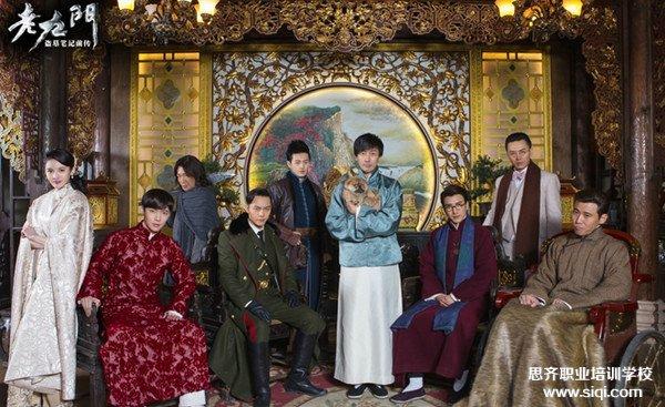 老九门赵丽颖穿裙子(尹新月的那些复古服装造型)(1)