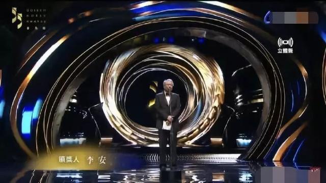 巩俐凭什么能刚金马奖?