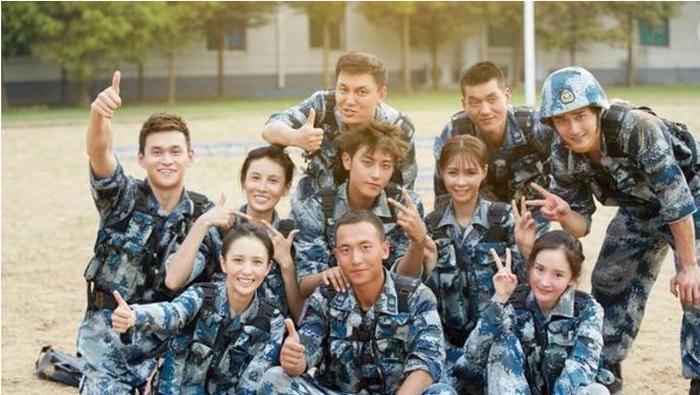 《真正男子汉》王威退伍，他却战死沙场，网友：为中国军人点赞