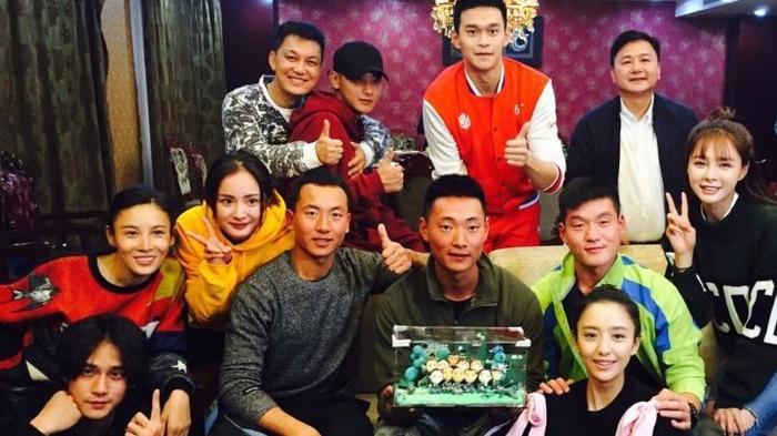 《真正男子汉》王威退伍，他却战死沙场，网友：为中国军人点赞