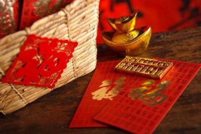 ​压岁钱的来历故事50字