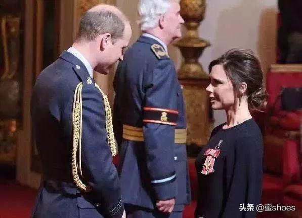 维多利亚女装神裤（作为狠角色的维多利亚）(7)