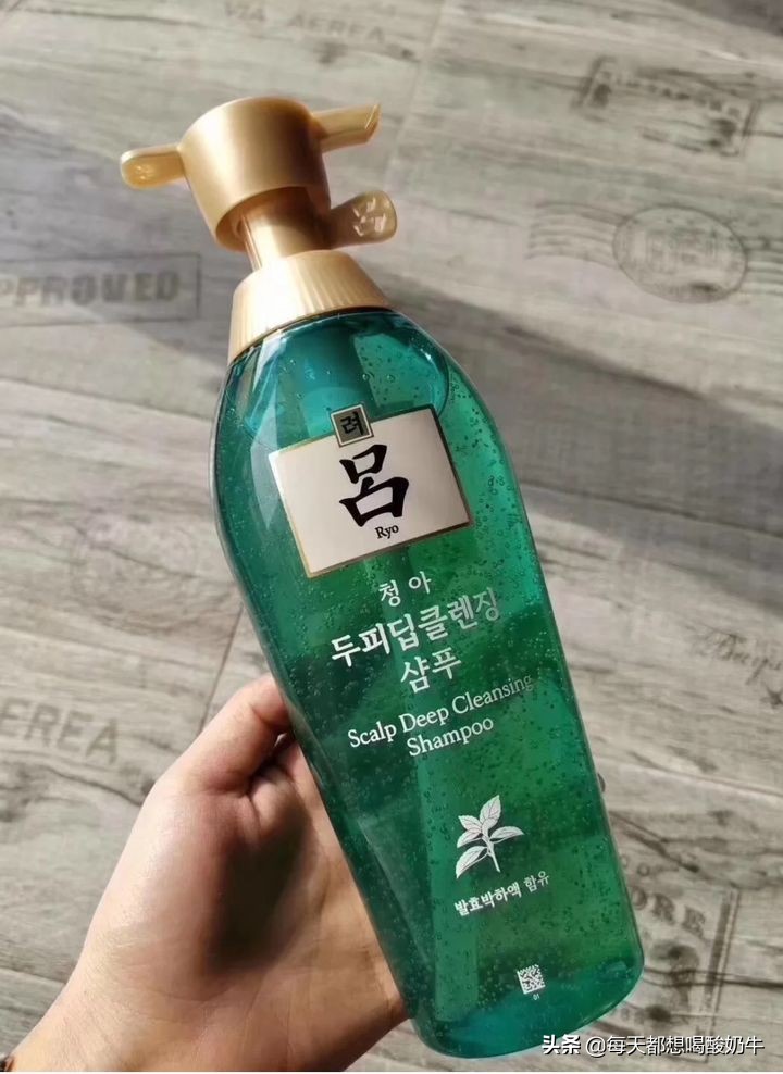 去屑止痒去油哪一款洗发水好一点(洗头膏去屑止痒哪个牌子好)(图2) 去屑止痒去油哪一款洗发水好一点(洗头膏去屑止痒哪个牌子好)(图2)