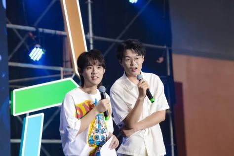 杉山纪彰配音模仿(配音届反差大的三位)(5)