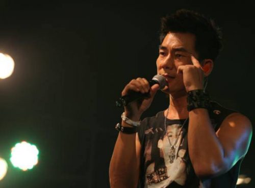 唱片销量排行榜前5(中国唱片销量最多的5位歌手)插图