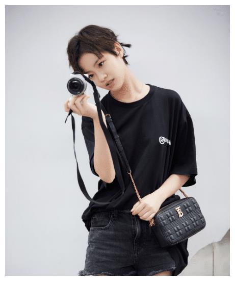 《小欢喜》刚结局, 李庚希就官宣新剧, 竟与国民闺女合作! 熬夜追