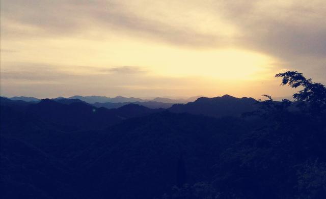 武当山的美景（武当山下美丽山城）(2)