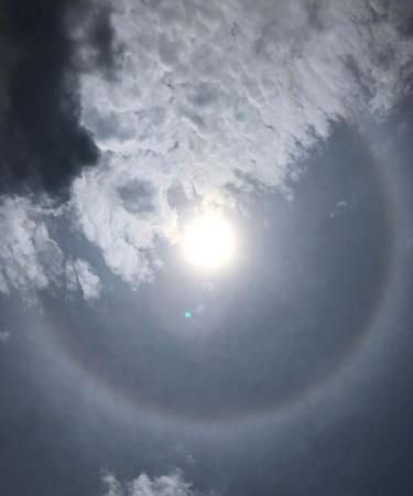 成都悬日现象形成的原因