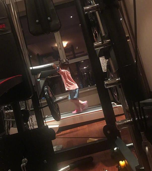 华少秦利鸽爱巢:家格高调,有专属衣橱,是地地道道