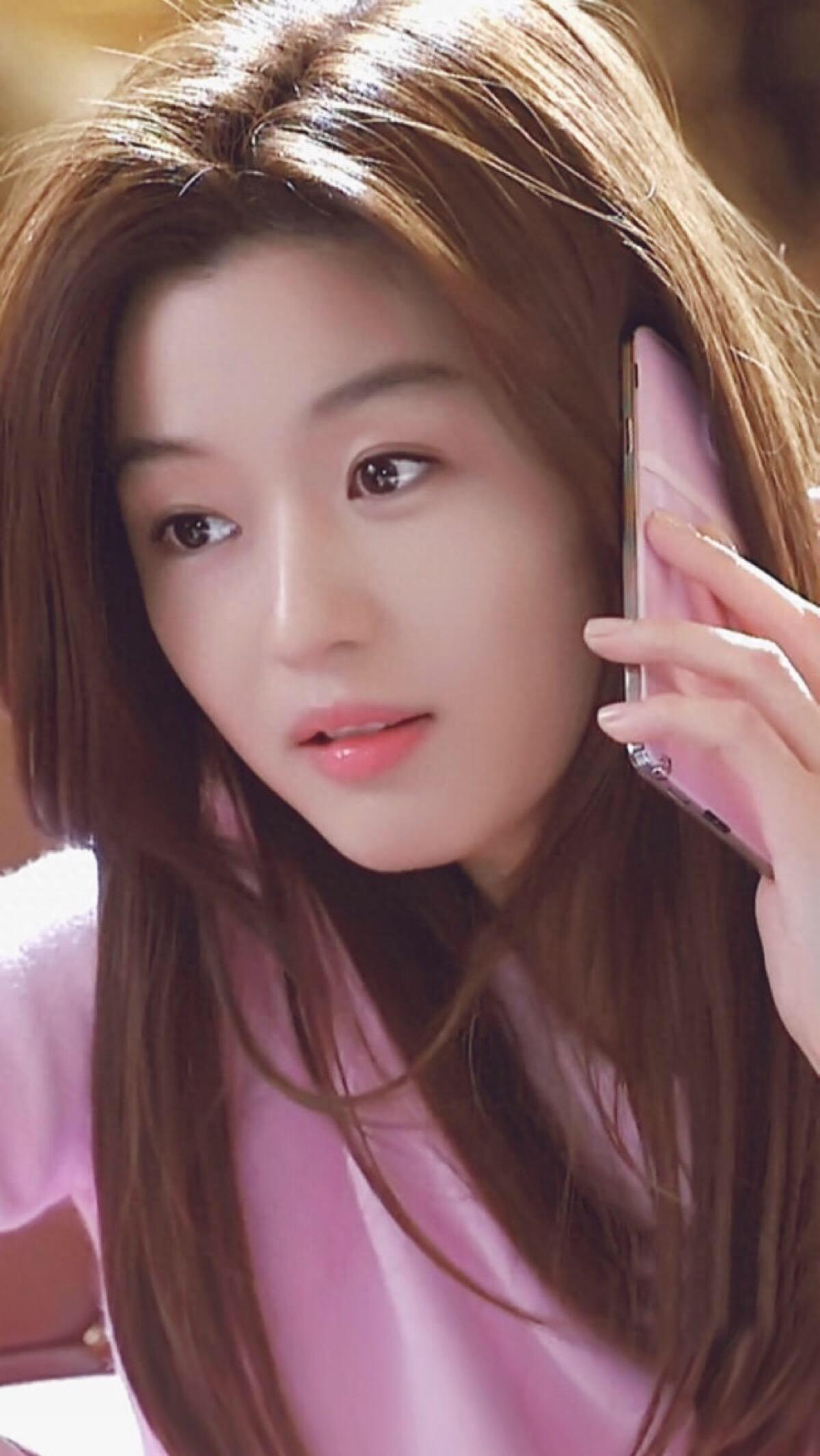 《来自星星的你》千颂伊各种靓照,你喜欢图几?