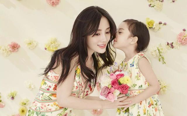 李小璐复出的原因（复出不得力的李小璐创个人品牌）(4)