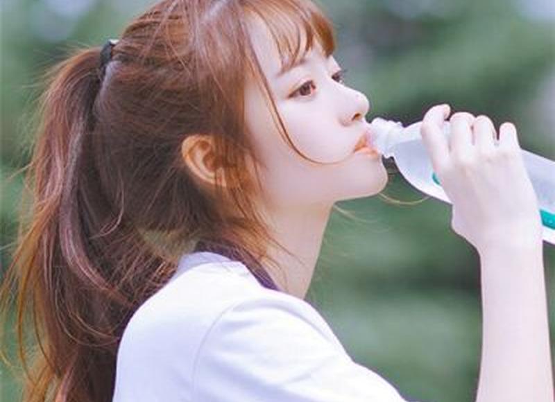 应该怎么样把房产证过户到未成年孩子名下