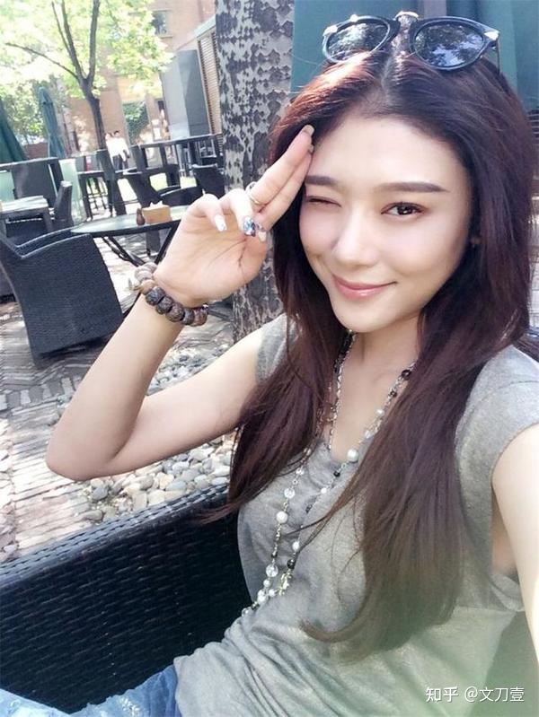 林丹谢杏芳离婚_鲁豫有约林丹谢杏芳_林丹谢杏芳离婚了吗