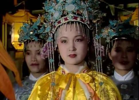 红楼梦里的人全是鬼(探索红楼梦中诡异事件)