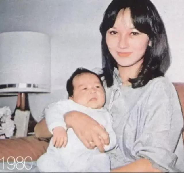 赵雅芝的婚史(女神赵雅芝情史和她背后的4个男人)