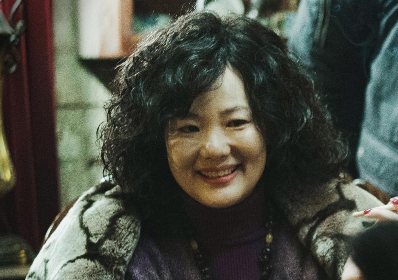 电影古董局中局鱼朝奉是谁（老朝奉的三个可疑对象）