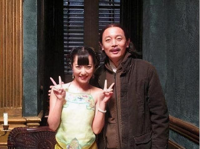 让子弹飞周润发分饰两角（让子弹飞幕后冷知识）(38)