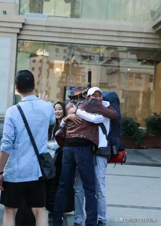 电视剧觉醒年代的那些可爱表情包 演得了反派做得了表情包(2)