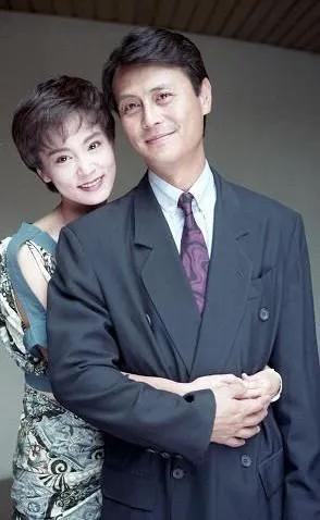 “泪眼皇后”刘雪华个人资料，果然爱哭的人命运总是不济。