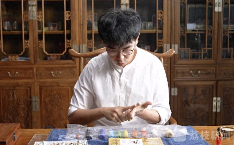 郎佳子彧(古老面塑潮出圈)