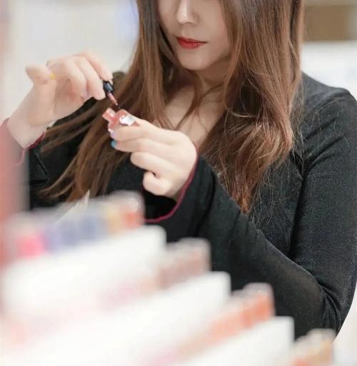 DY20万粉美妆博主,主动说想见我?