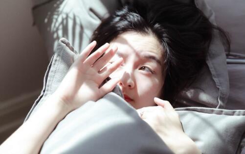 前女友开始主动联系你是怎么回事3